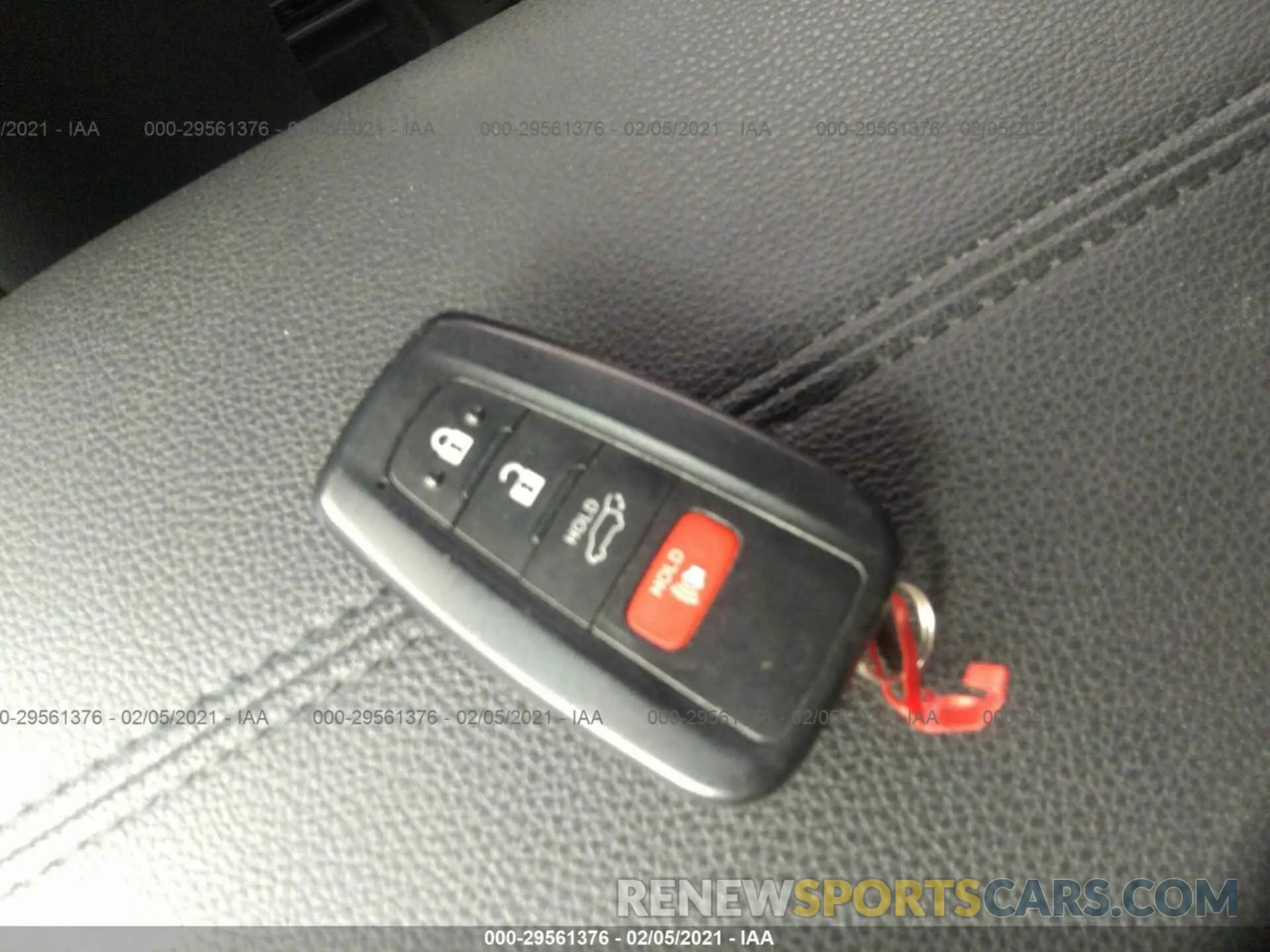 11 Photograph of a damaged car JTMEWRFV8KJ006041 TOYOTA RAV4 2019