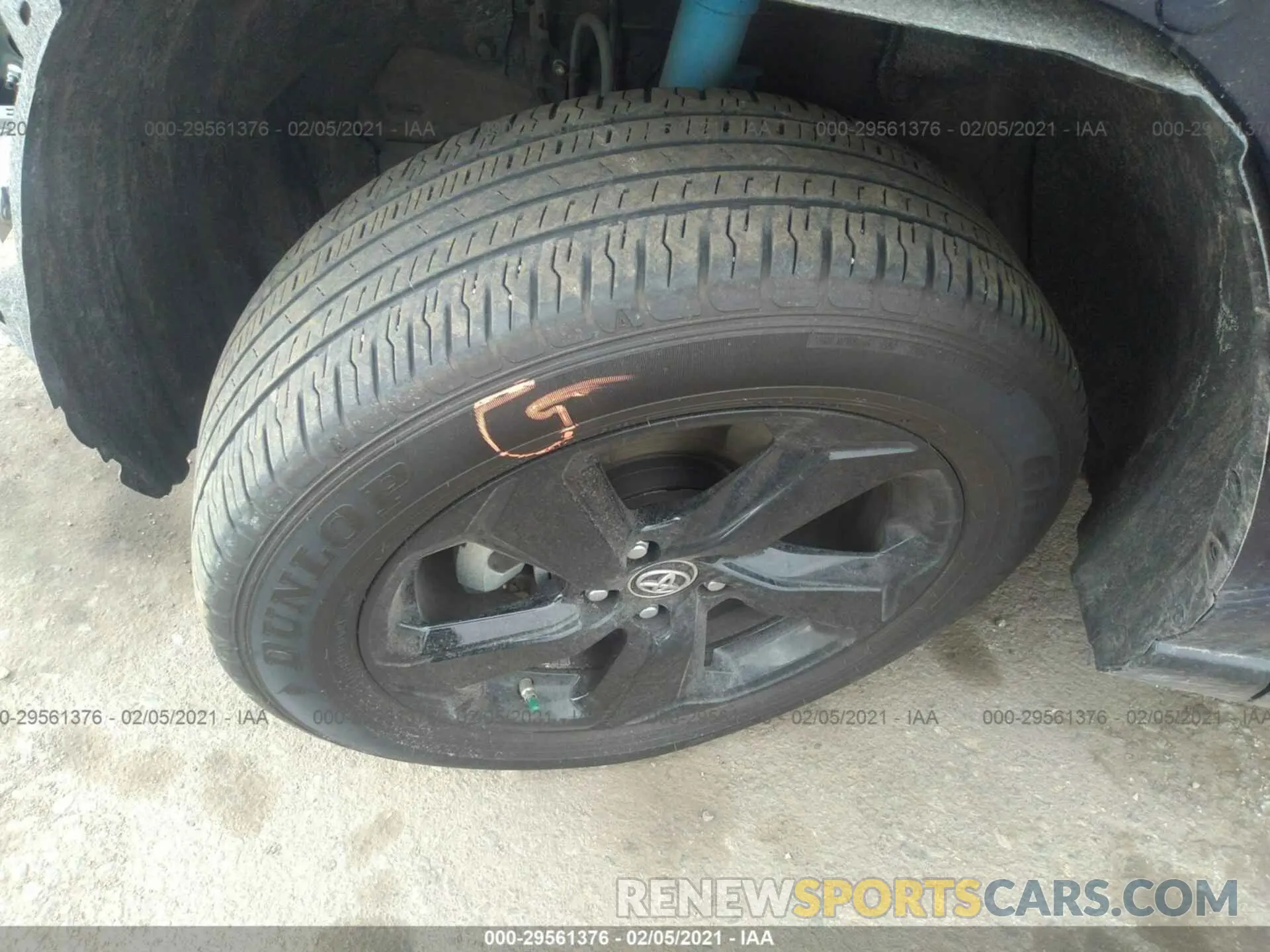 12 Photograph of a damaged car JTMEWRFV8KJ006041 TOYOTA RAV4 2019