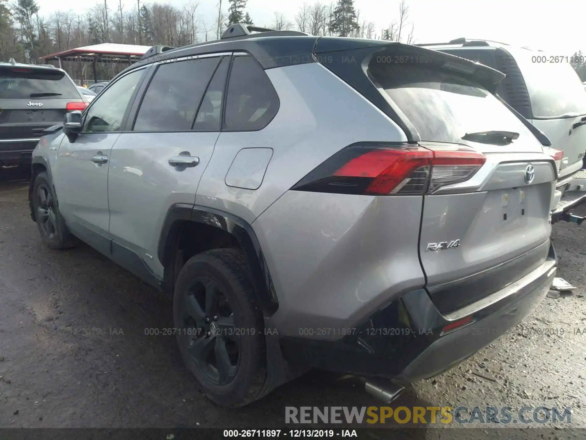 3 Photograph of a damaged car JTMEWRFV8KJ020277 TOYOTA RAV4 2019