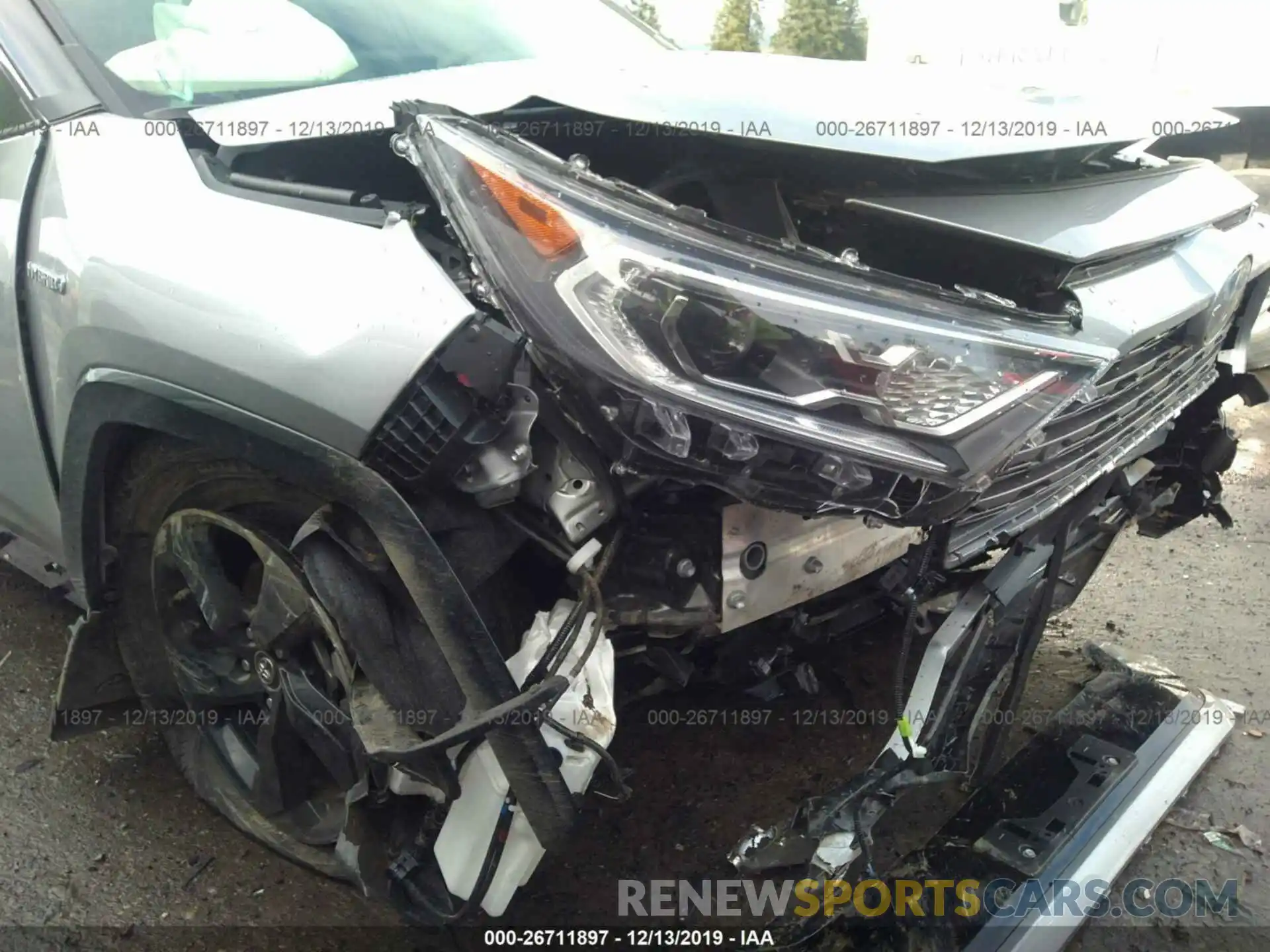 6 Photograph of a damaged car JTMEWRFV8KJ020277 TOYOTA RAV4 2019