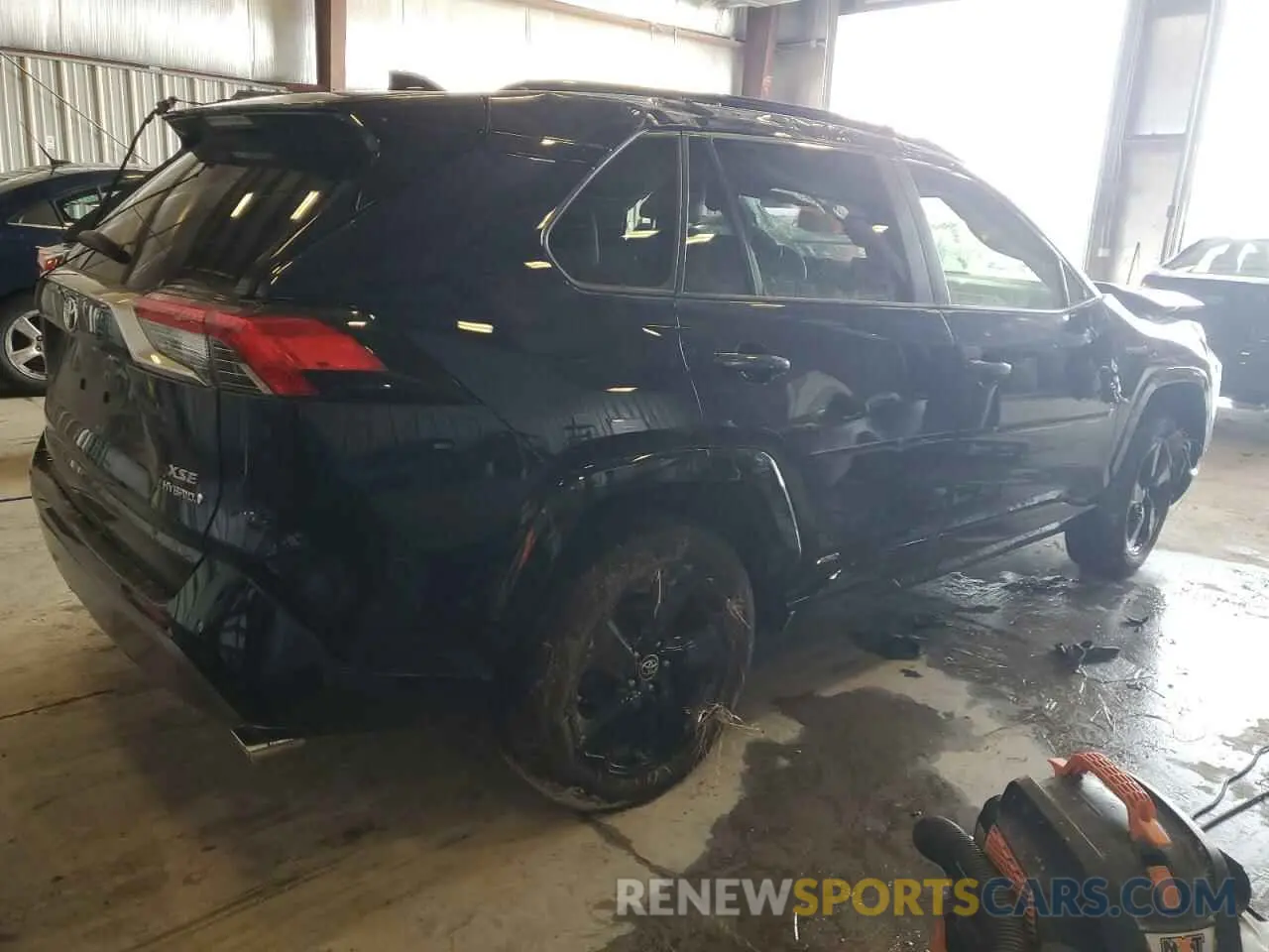3 Photograph of a damaged car JTMEWRFV9KJ001978 TOYOTA RAV4 2019