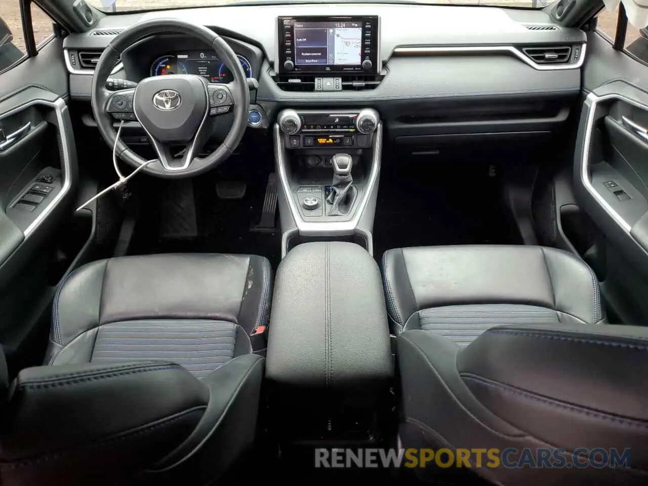 8 Photograph of a damaged car JTMEWRFV9KJ004900 TOYOTA RAV4 2019