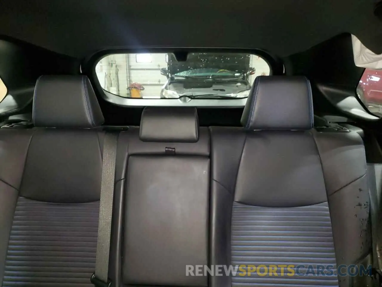 10 Photograph of a damaged car JTMEWRFVXKD510024 TOYOTA RAV4 2019