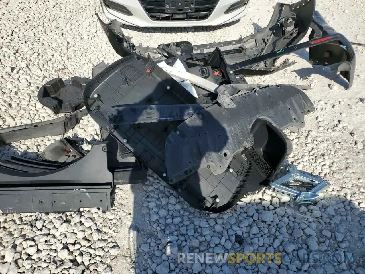 13 Photograph of a damaged car JTMEWRFVXKD516292 TOYOTA RAV4 2019