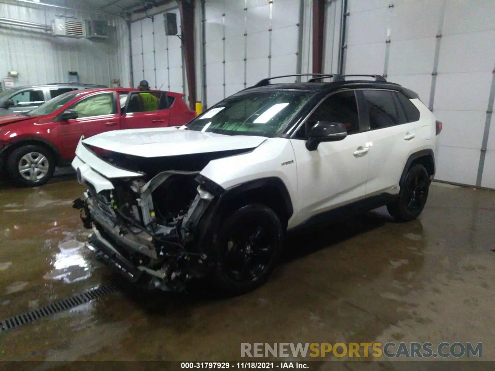 2 Photograph of a damaged car JTMEWRFVXKJ017526 TOYOTA RAV4 2019