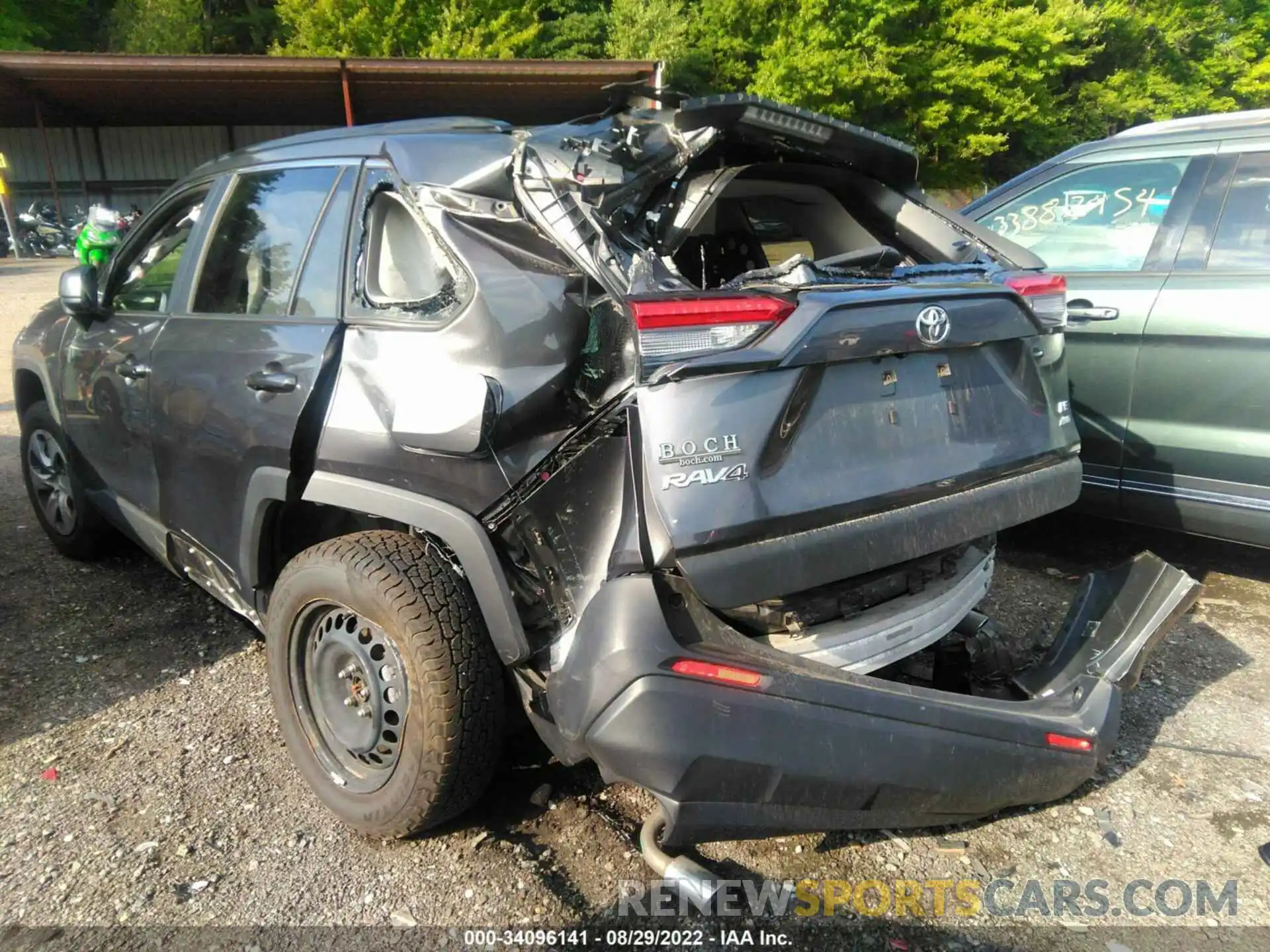 3 Photograph of a damaged car JTMF1RFV0KJ007509 TOYOTA RAV4 2019