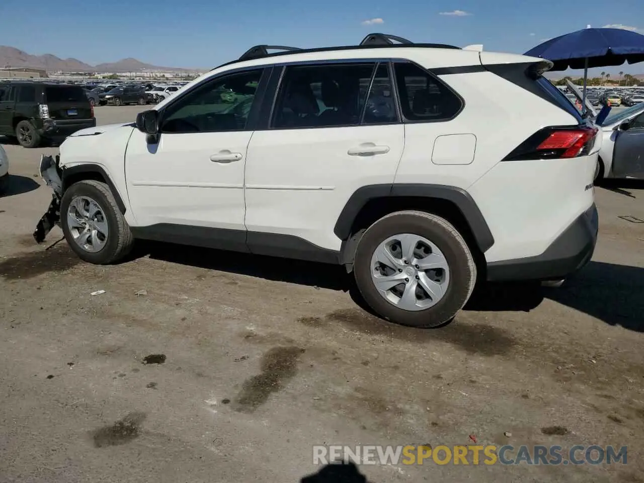 2 Photograph of a damaged car JTMF1RFV0KJ024066 TOYOTA RAV4 2019