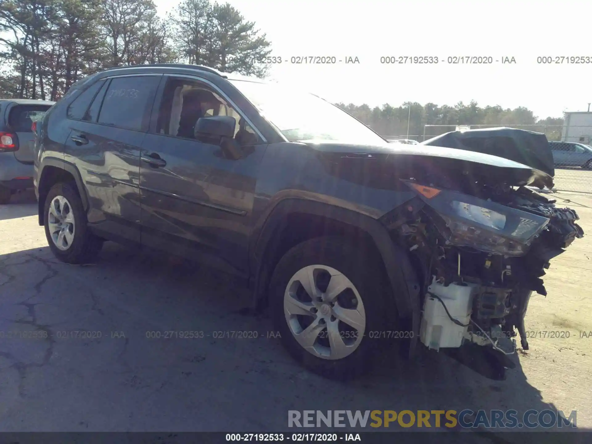 1 Photograph of a damaged car JTMF1RFV1KJ005980 TOYOTA RAV4 2019