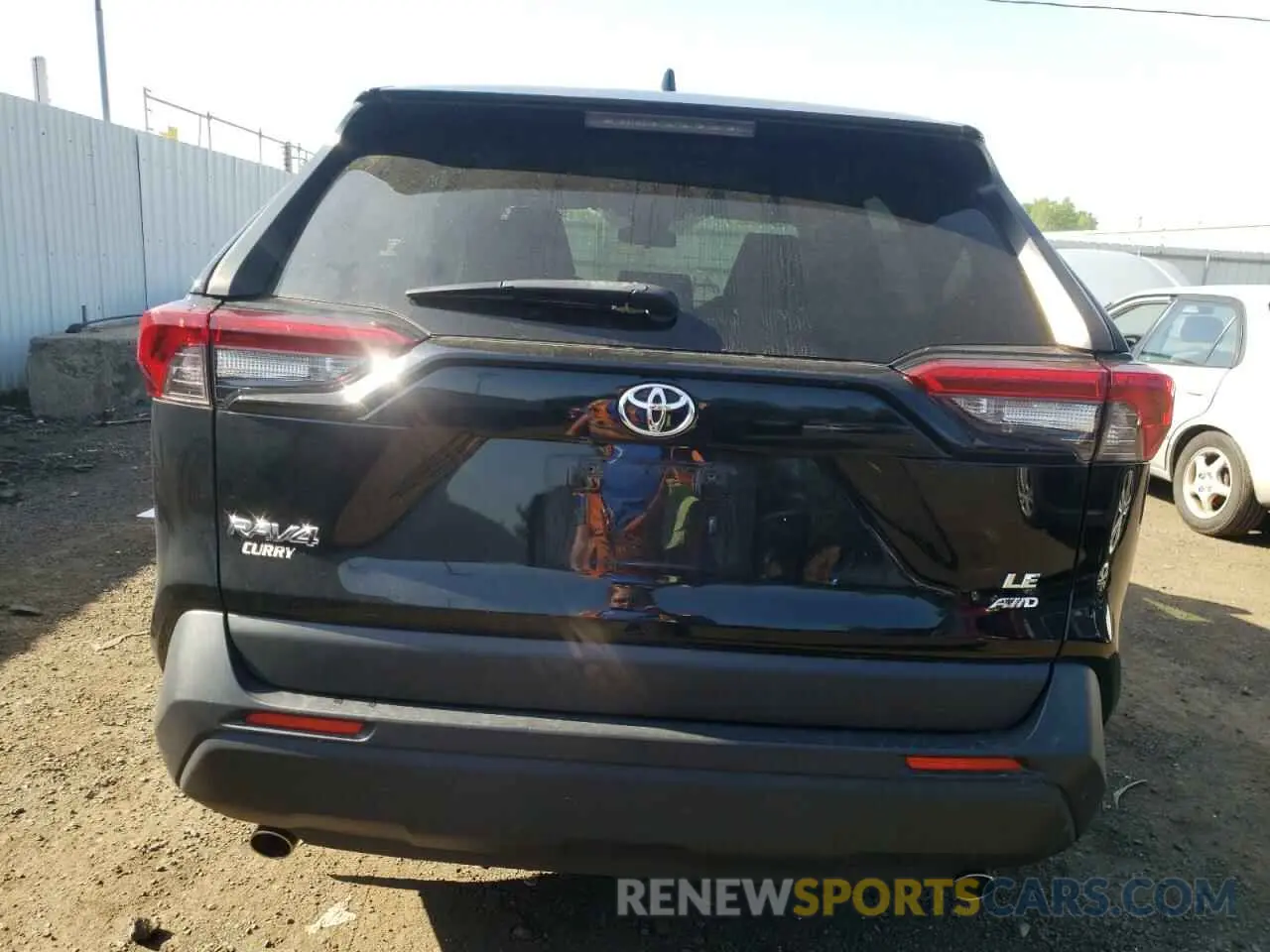 6 Photograph of a damaged car JTMF1RFV1KJ012458 TOYOTA RAV4 2019