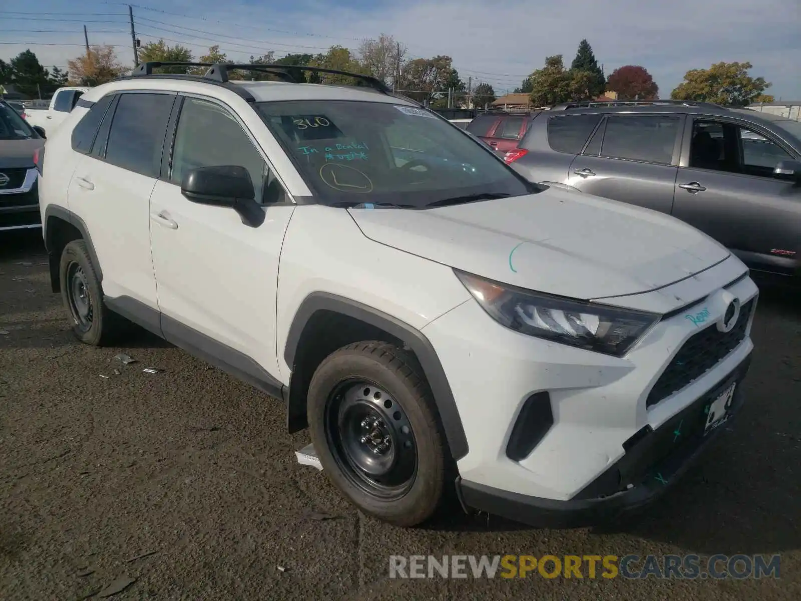 1 Photograph of a damaged car JTMF1RFV2KD030871 TOYOTA RAV4 2019