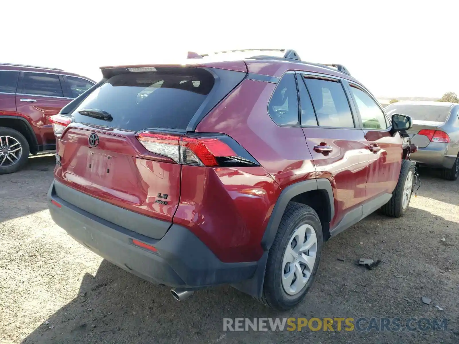 4 Photograph of a damaged car JTMF1RFV2KD033091 TOYOTA RAV4 2019