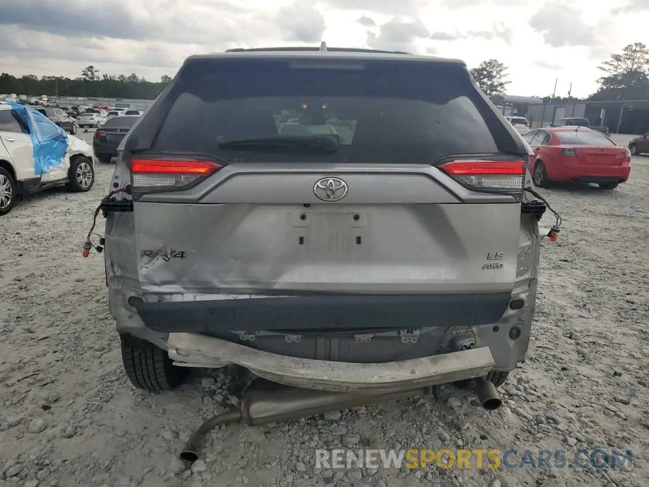 6 Photograph of a damaged car JTMF1RFV2KJ003932 TOYOTA RAV4 2019