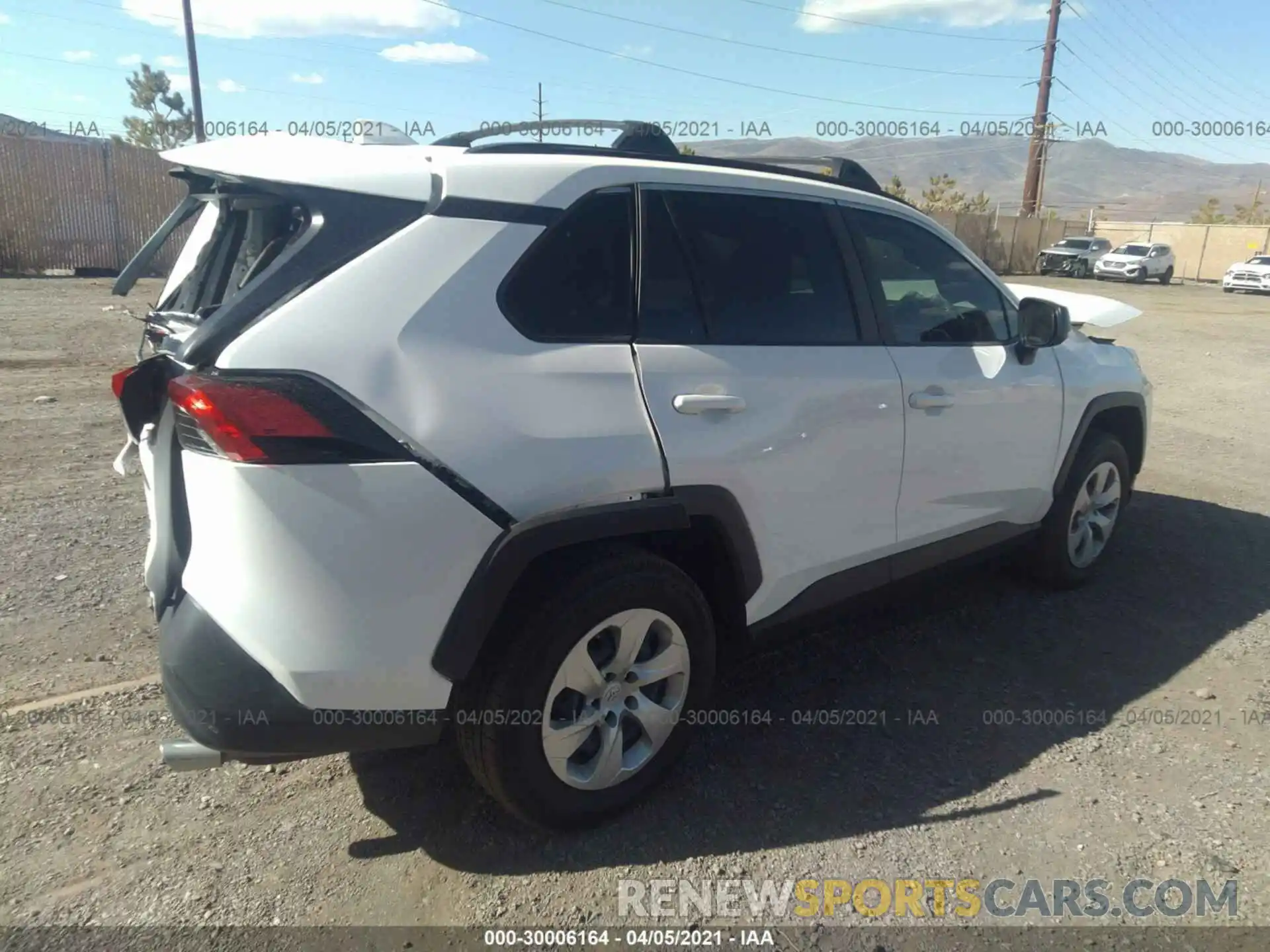 4 Photograph of a damaged car JTMF1RFV3KD015277 TOYOTA RAV4 2019