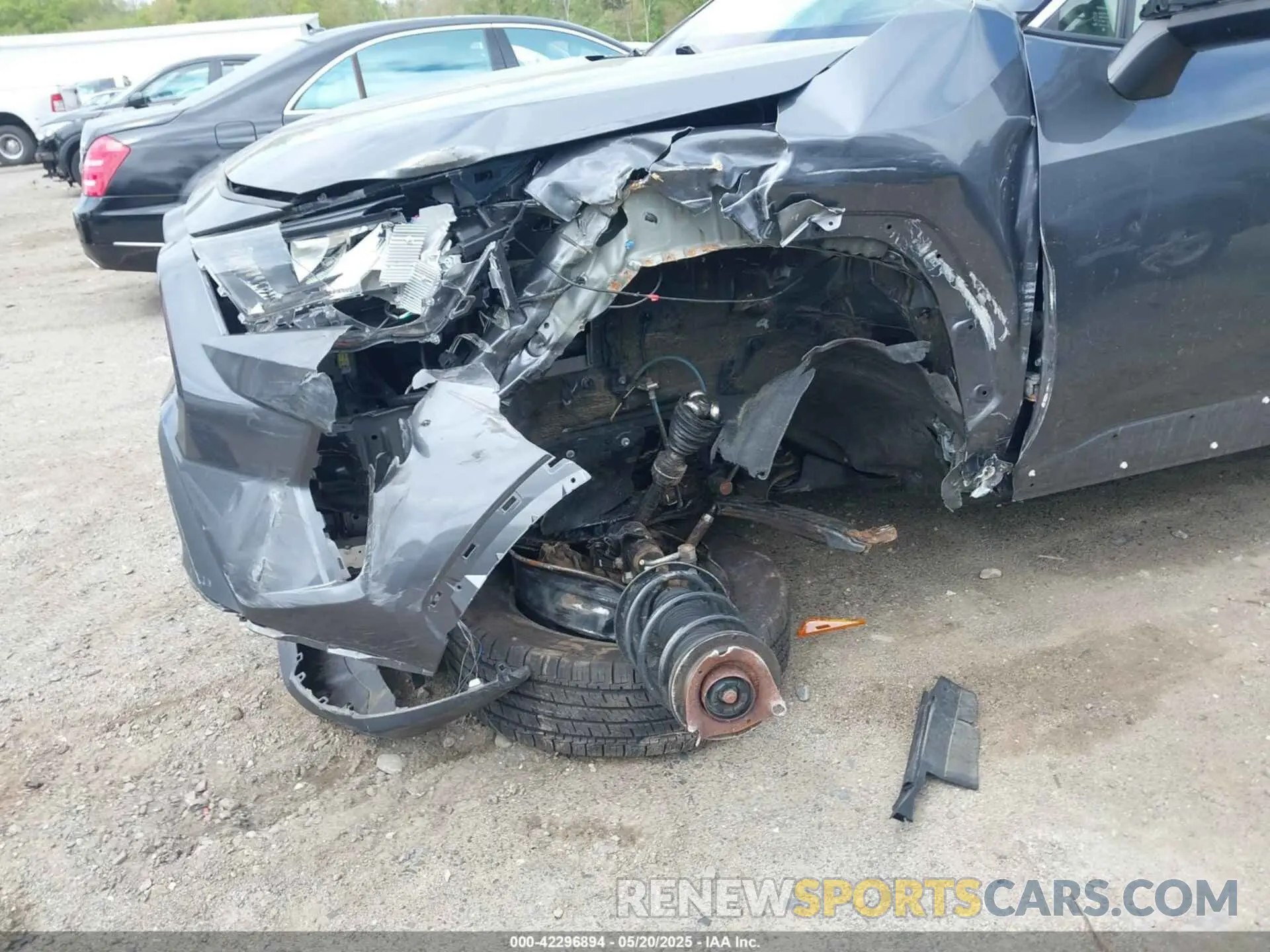 12 Photograph of a damaged car JTMF1RFV3KD033374 TOYOTA RAV4 2019
