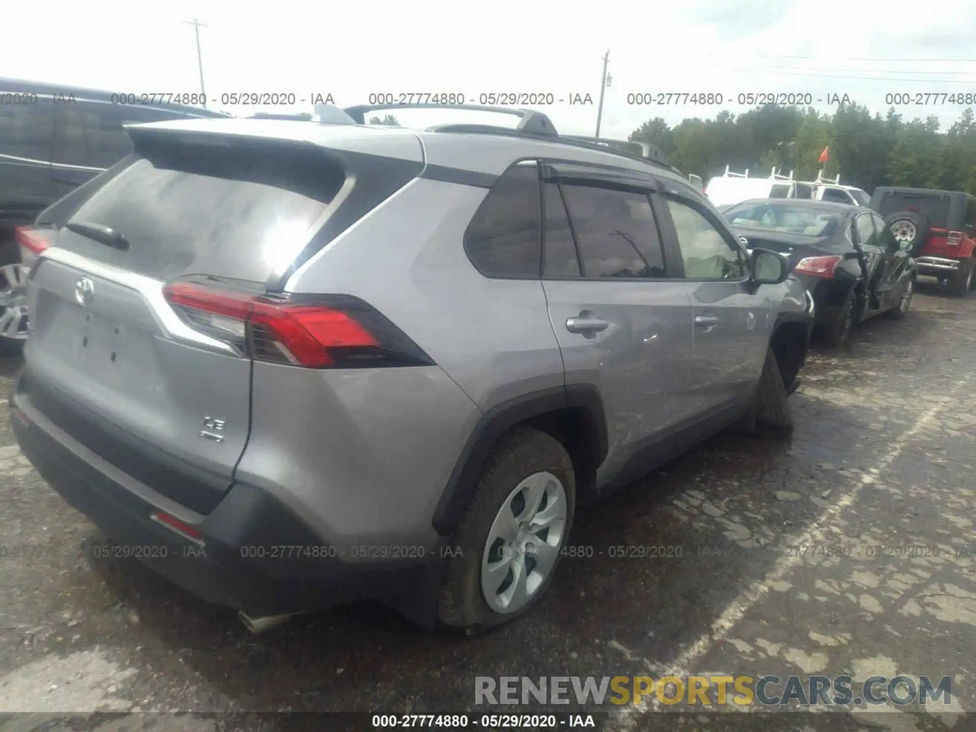 4 Photograph of a damaged car JTMF1RFV3KD046187 TOYOTA RAV4 2019