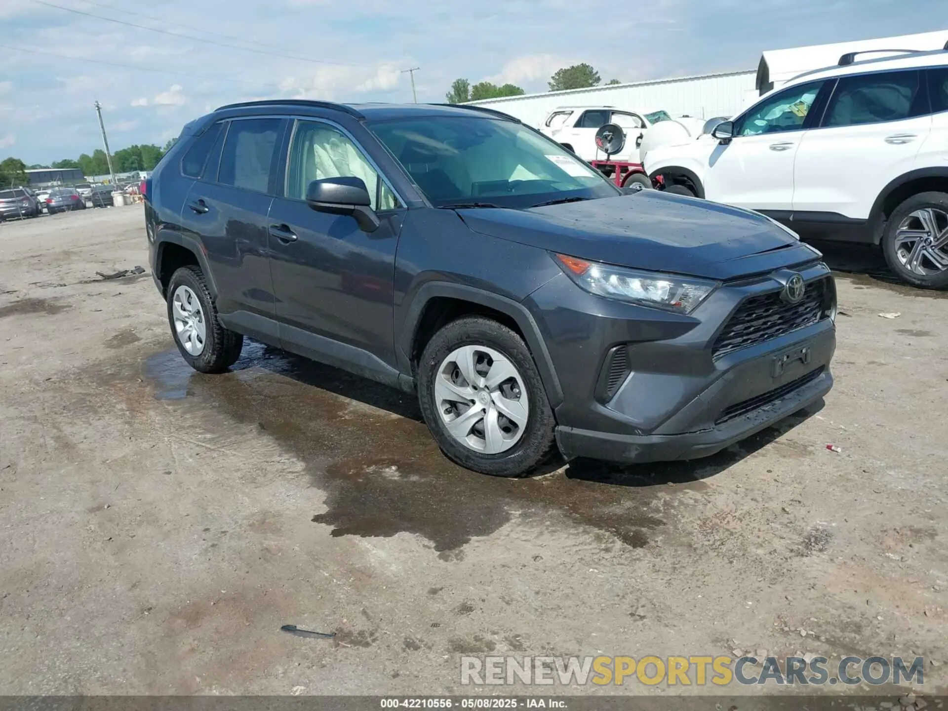 1 Photograph of a damaged car JTMF1RFV3KJ002983 TOYOTA RAV4 2019