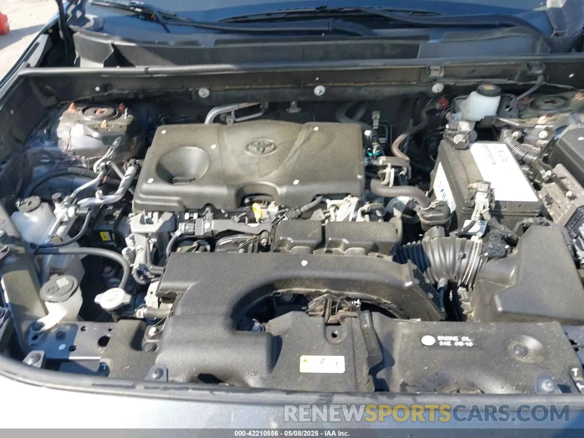 10 Photograph of a damaged car JTMF1RFV3KJ002983 TOYOTA RAV4 2019