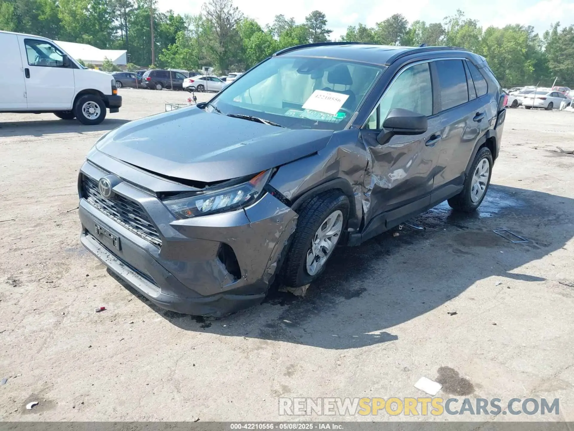 2 Photograph of a damaged car JTMF1RFV3KJ002983 TOYOTA RAV4 2019