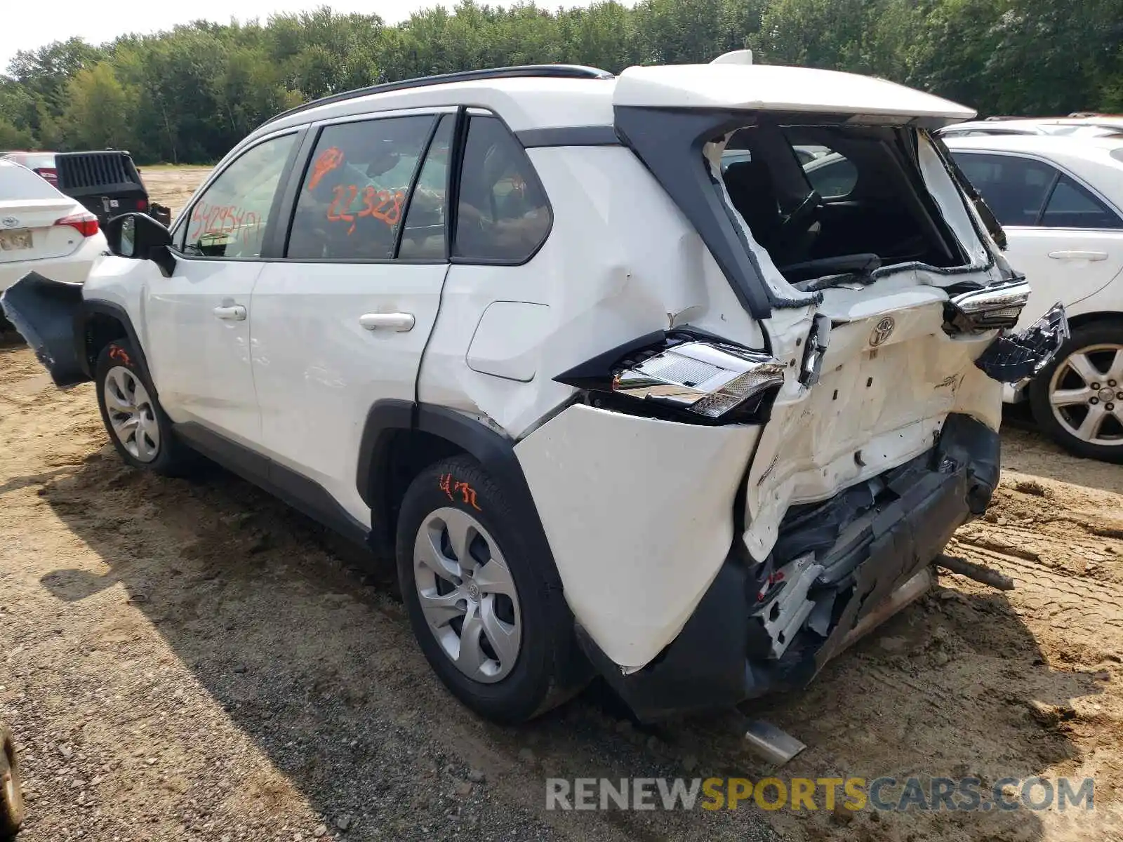 3 Photograph of a damaged car JTMF1RFV3KJ010503 TOYOTA RAV4 2019