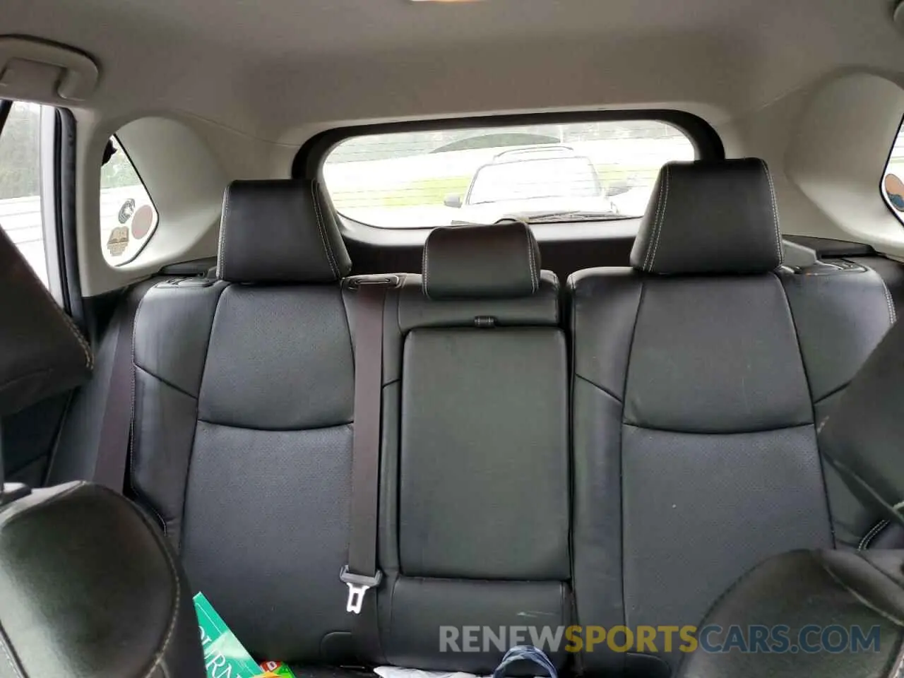 10 Photograph of a damaged car JTMF1RFV4KD027177 TOYOTA RAV4 2019