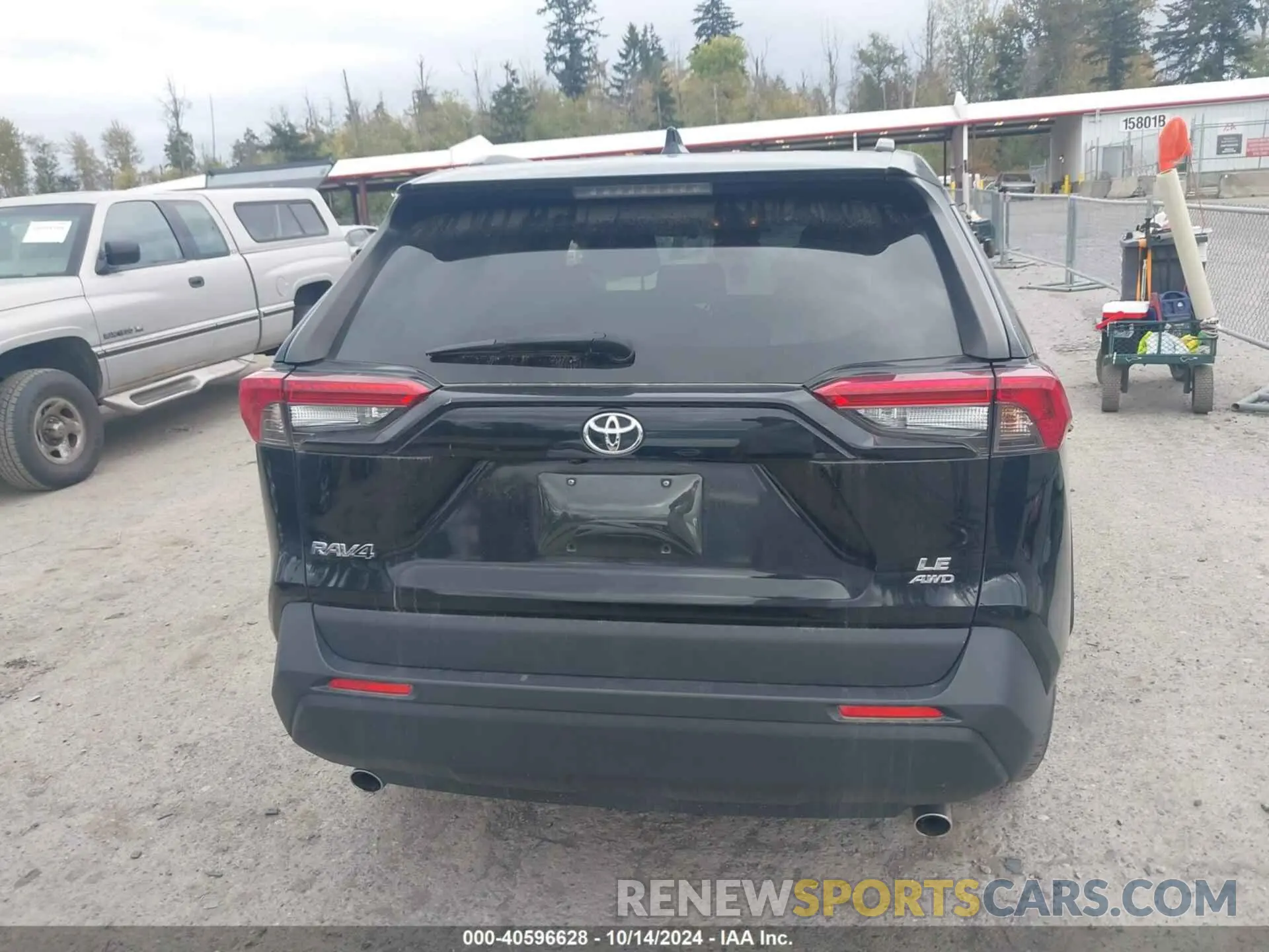 15 Photograph of a damaged car JTMF1RFV4KD030550 TOYOTA RAV4 2019