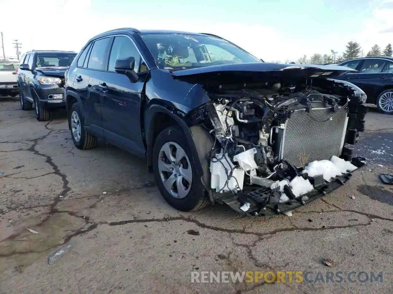 1 Photograph of a damaged car JTMF1RFV4KD501144 TOYOTA RAV4 2019