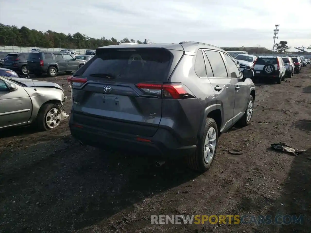 4 Photograph of a damaged car JTMF1RFV4KD508109 TOYOTA RAV4 2019