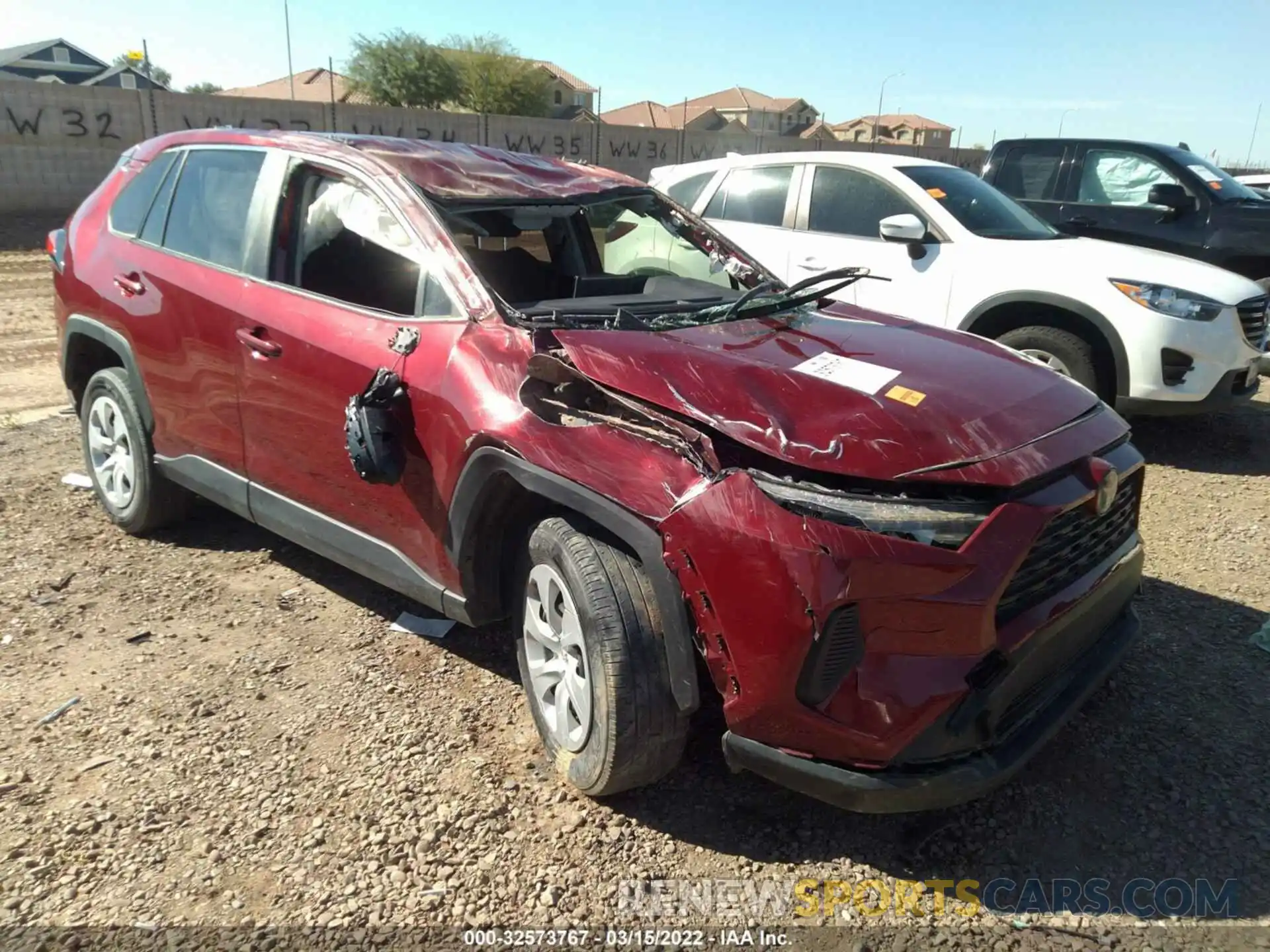 1 Photograph of a damaged car JTMF1RFV4KJ007934 TOYOTA RAV4 2019