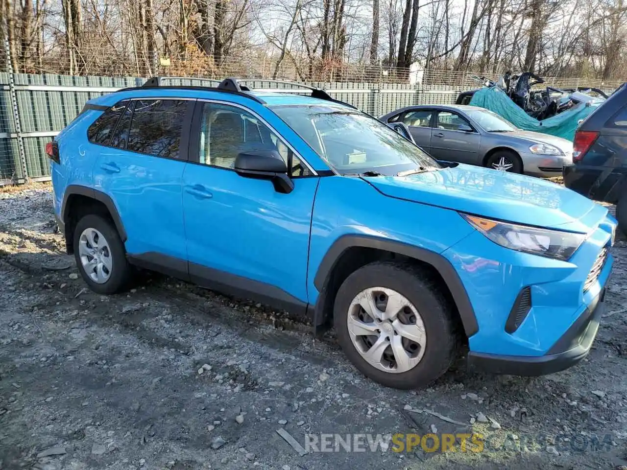 4 Photograph of a damaged car JTMF1RFV5KD518647 TOYOTA RAV4 2019