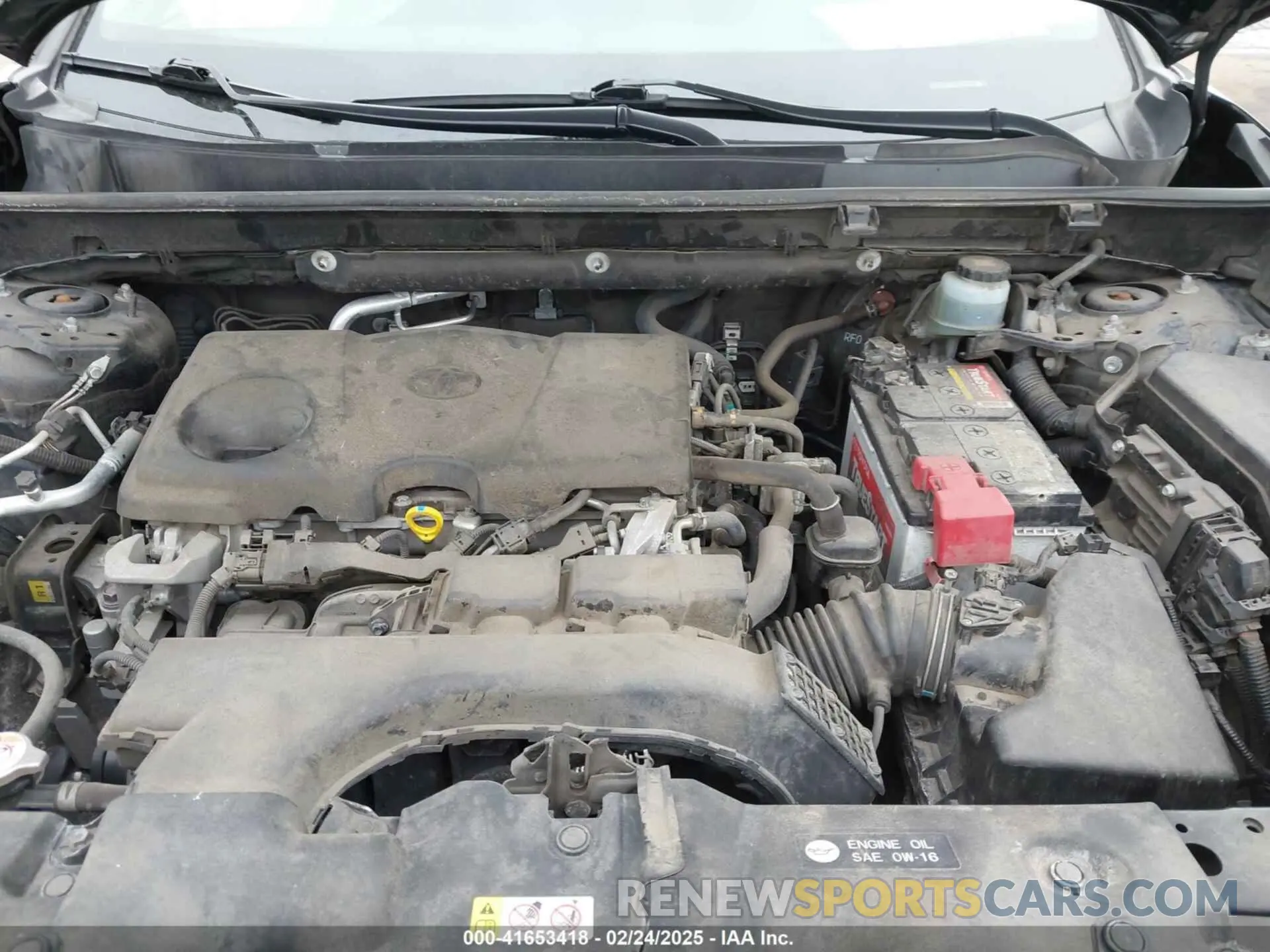 10 Photograph of a damaged car JTMF1RFV5KJ011541 TOYOTA RAV4 2019