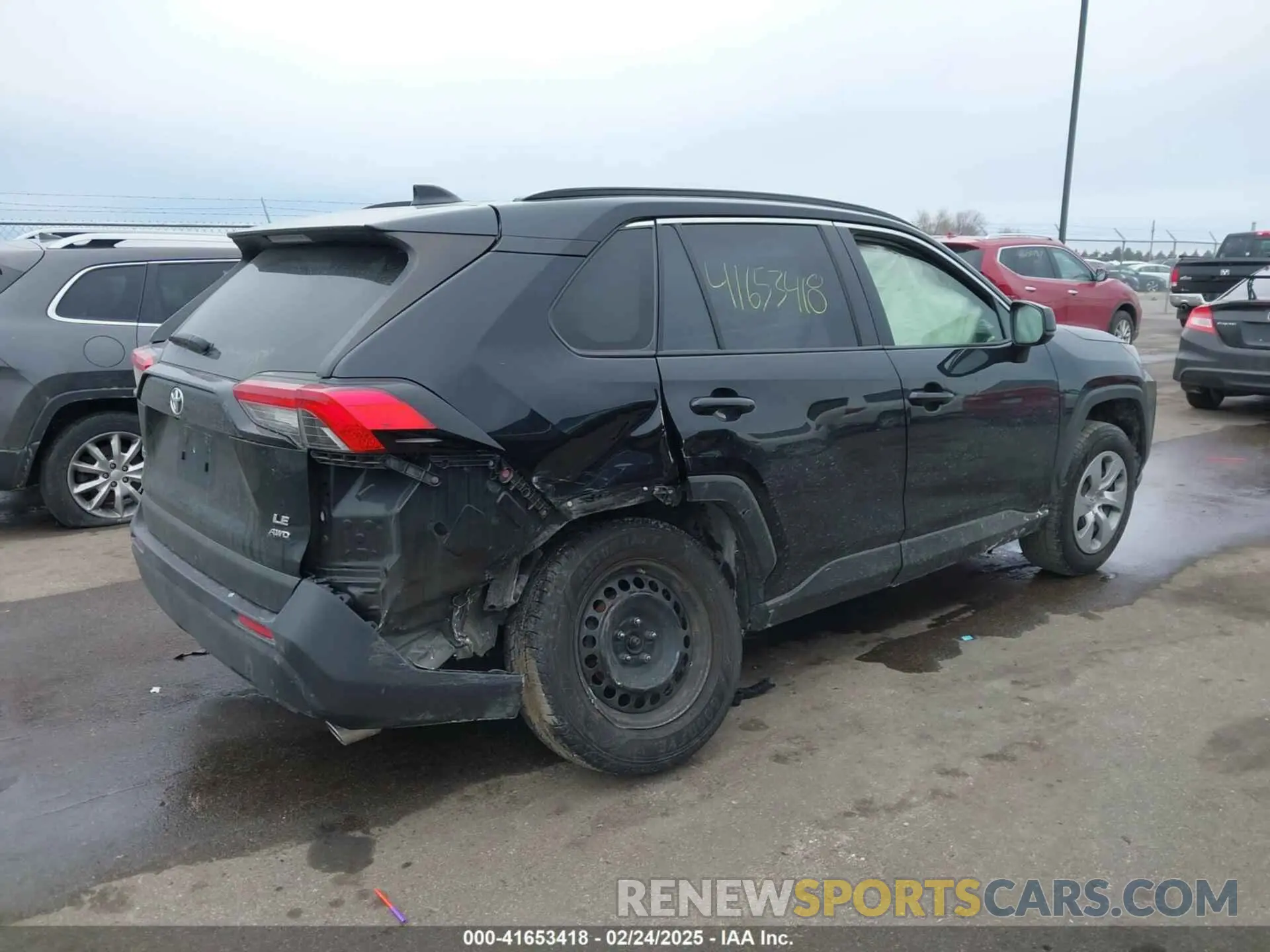 6 Photograph of a damaged car JTMF1RFV5KJ011541 TOYOTA RAV4 2019