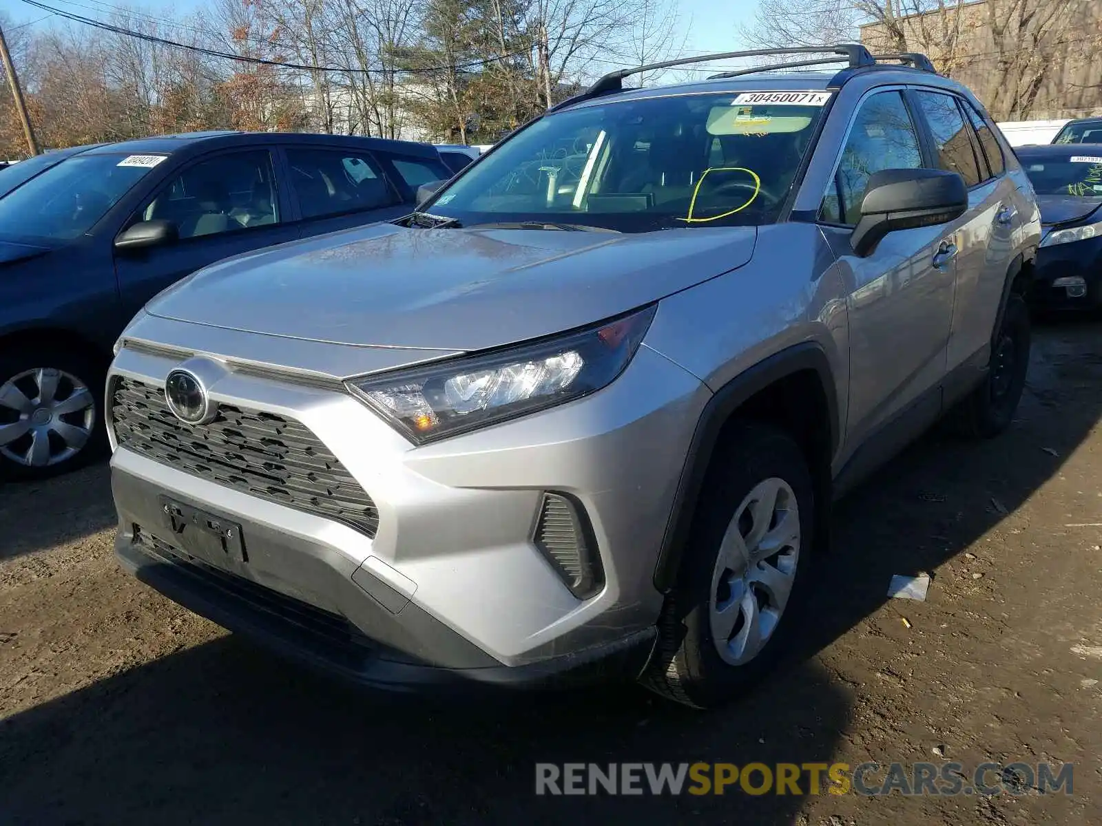 2 Photograph of a damaged car JTMF1RFV6KD508841 TOYOTA RAV4 2019