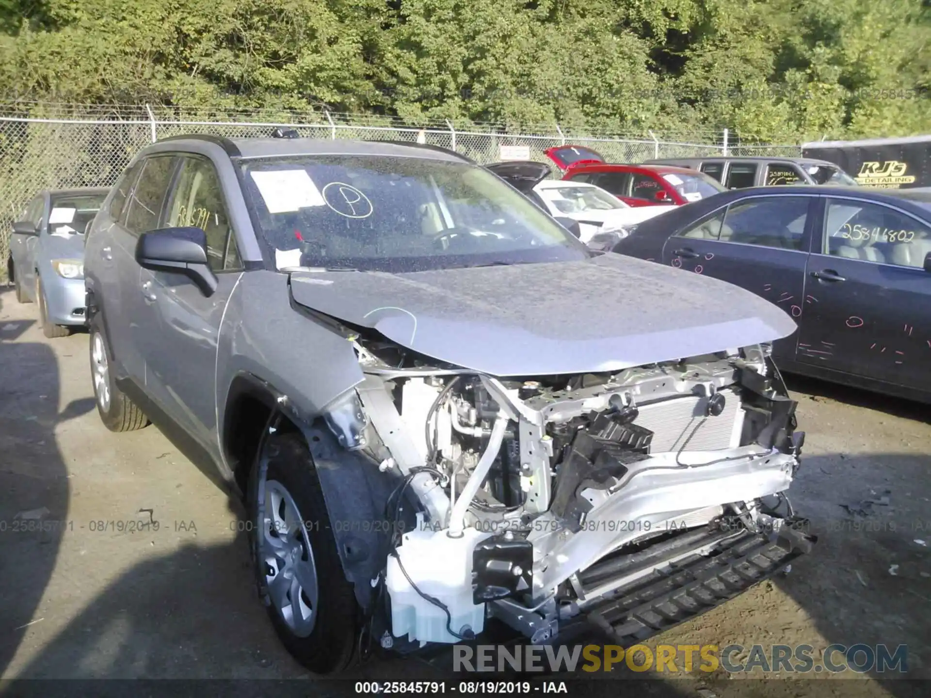 1 Photograph of a damaged car JTMF1RFV6KJ018174 TOYOTA RAV4 2019