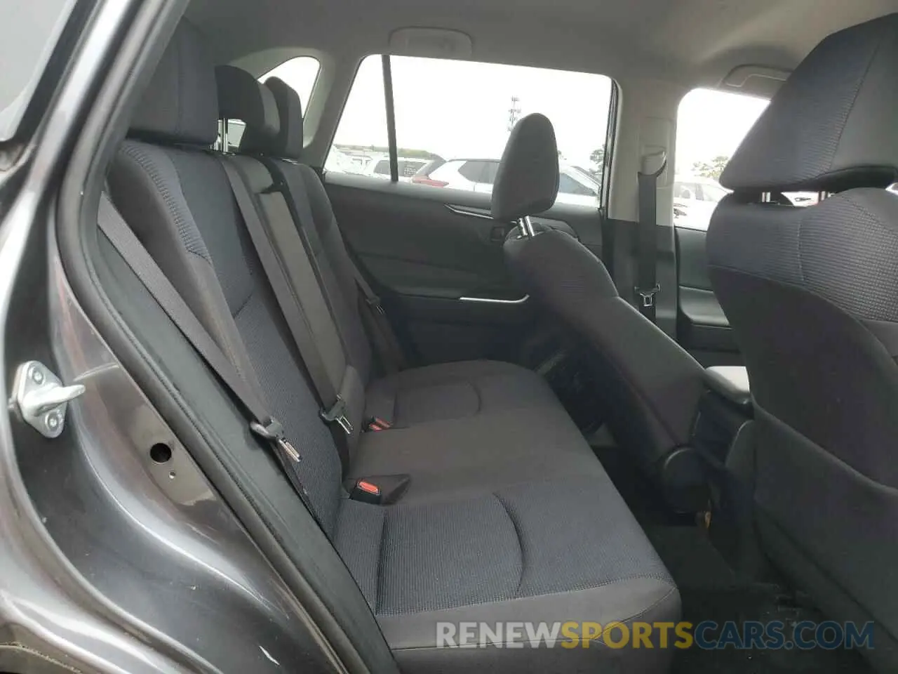 11 Photograph of a damaged car JTMF1RFV7KD045415 TOYOTA RAV4 2019