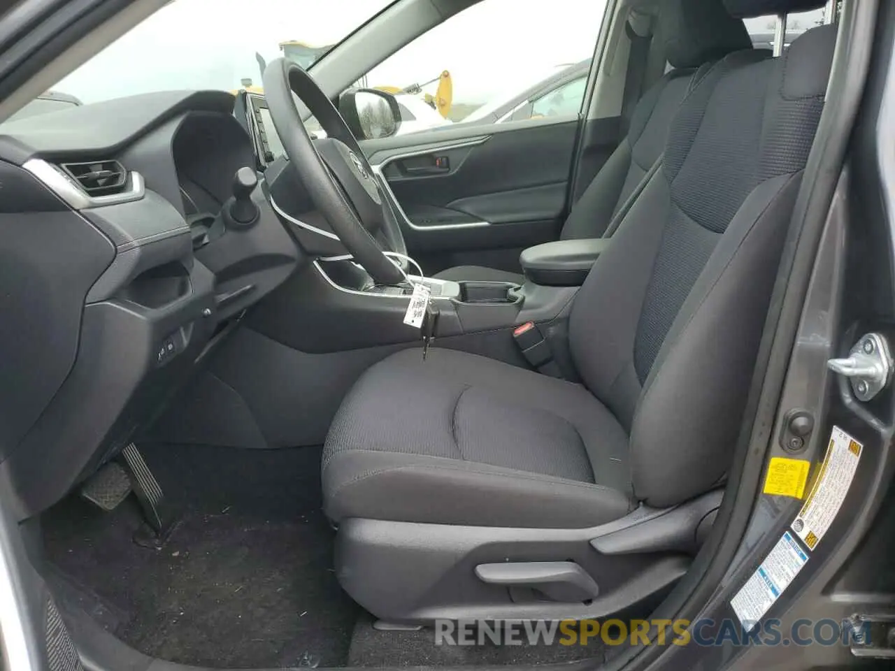 7 Photograph of a damaged car JTMF1RFV7KD045415 TOYOTA RAV4 2019