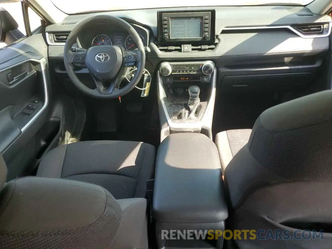 8 Photograph of a damaged car JTMF1RFV7KJ021603 TOYOTA RAV4 2019