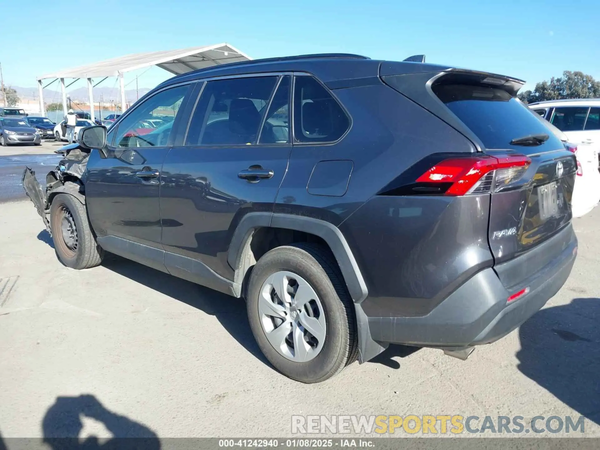 3 Photograph of a damaged car JTMF1RFV7KJ023657 TOYOTA RAV4 2019