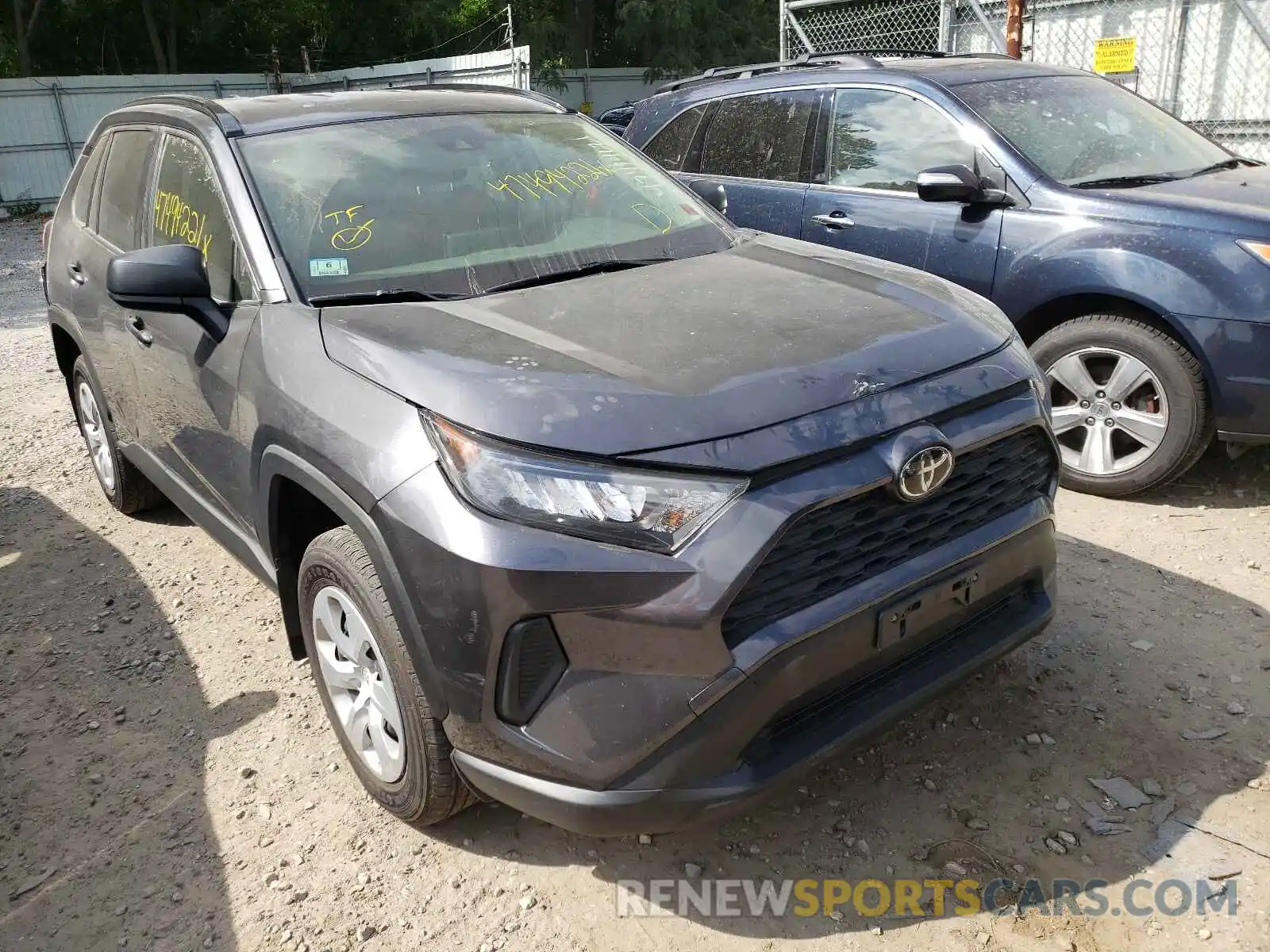 1 Photograph of a damaged car JTMF1RFV8KJ012327 TOYOTA RAV4 2019