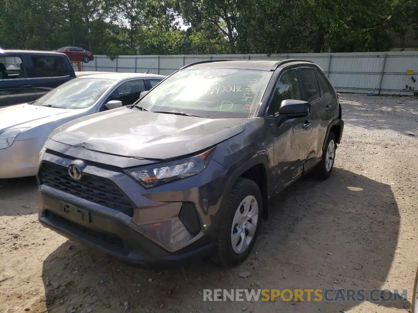 2 Photograph of a damaged car JTMF1RFV8KJ012327 TOYOTA RAV4 2019