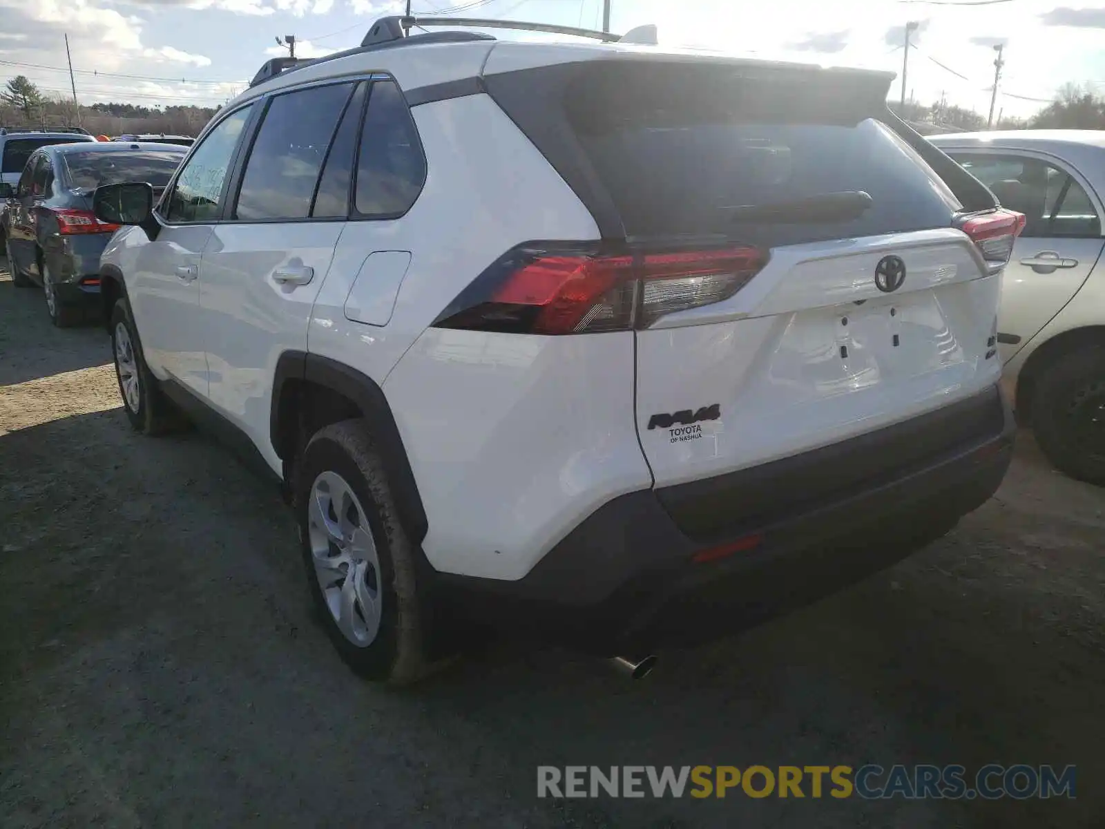 3 Photograph of a damaged car JTMF1RFV9KD002324 TOYOTA RAV4 2019