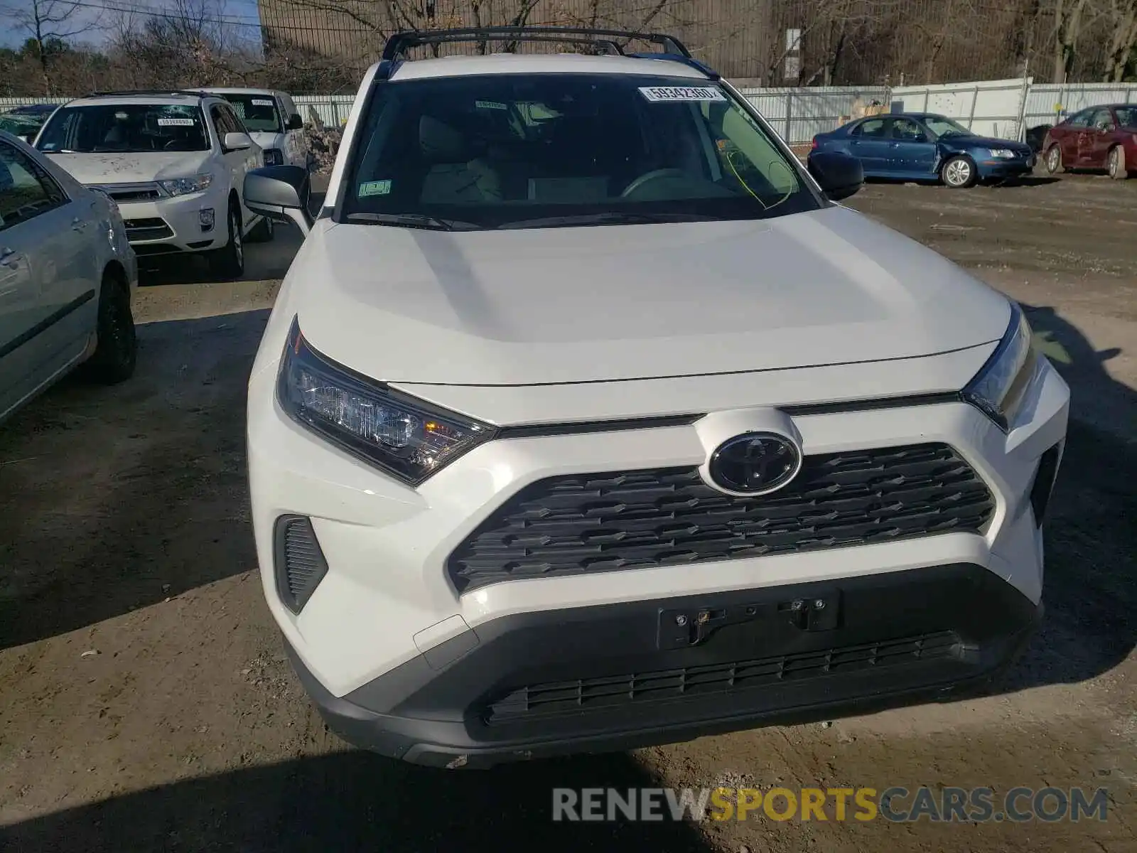 9 Photograph of a damaged car JTMF1RFV9KD002324 TOYOTA RAV4 2019