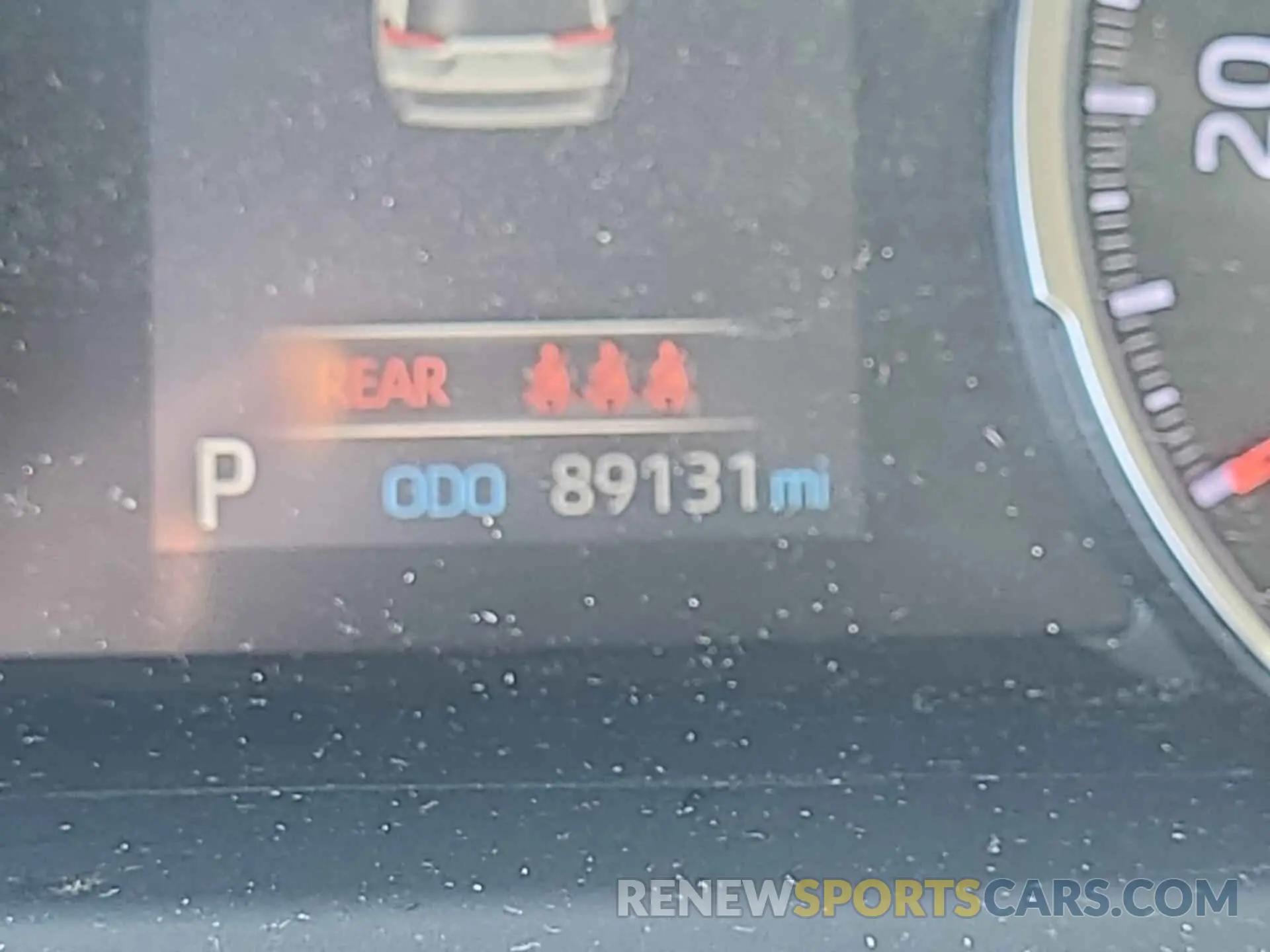 29 Photograph of a damaged car JTMF1RFV9KD032276 TOYOTA RAV4 2019