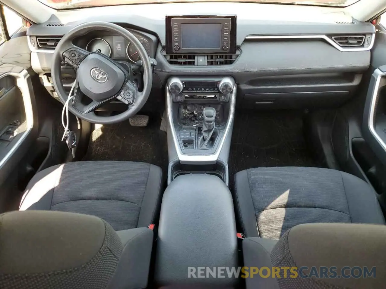 8 Photograph of a damaged car JTMF1RFVXKD004132 TOYOTA RAV4 2019