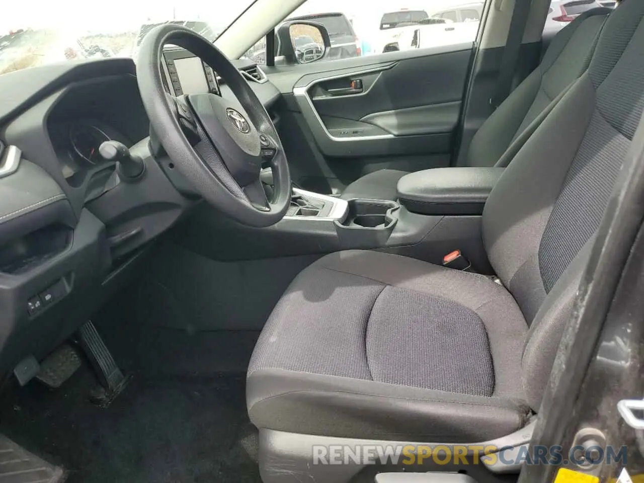 7 Photograph of a damaged car JTMF1RFVXKD034361 TOYOTA RAV4 2019
