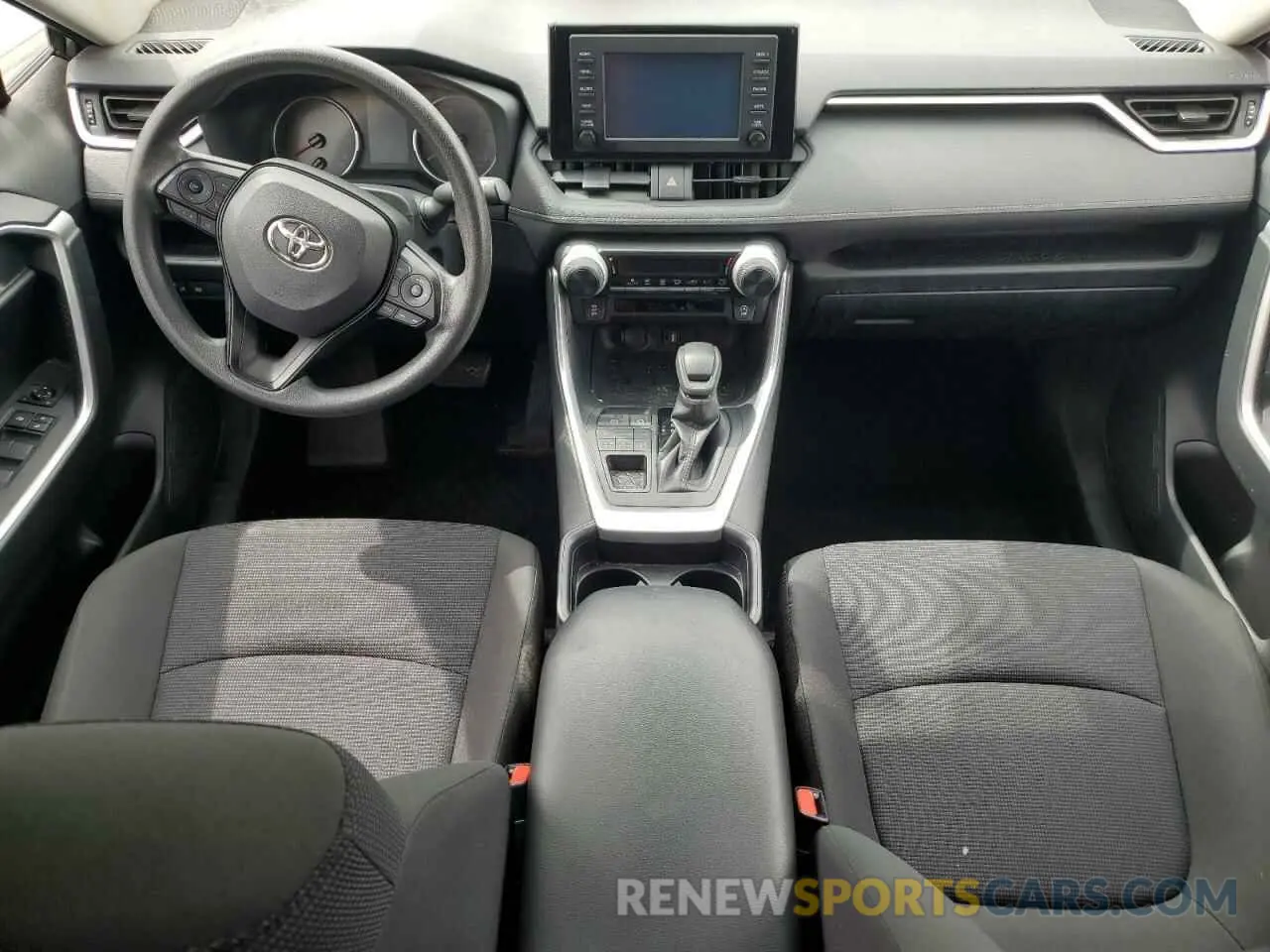 8 Photograph of a damaged car JTMF1RFVXKD034361 TOYOTA RAV4 2019