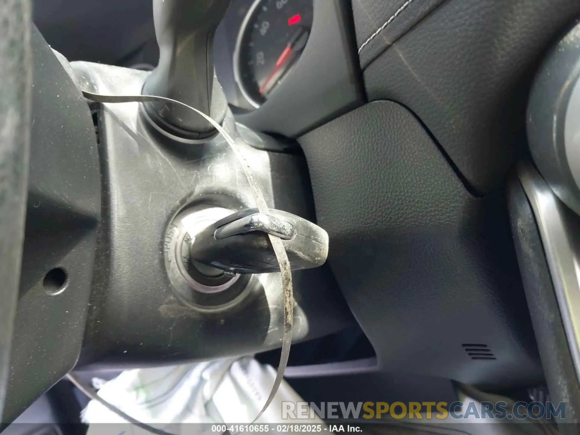 11 Photograph of a damaged car JTMF1RFVXKD044680 TOYOTA RAV4 2019