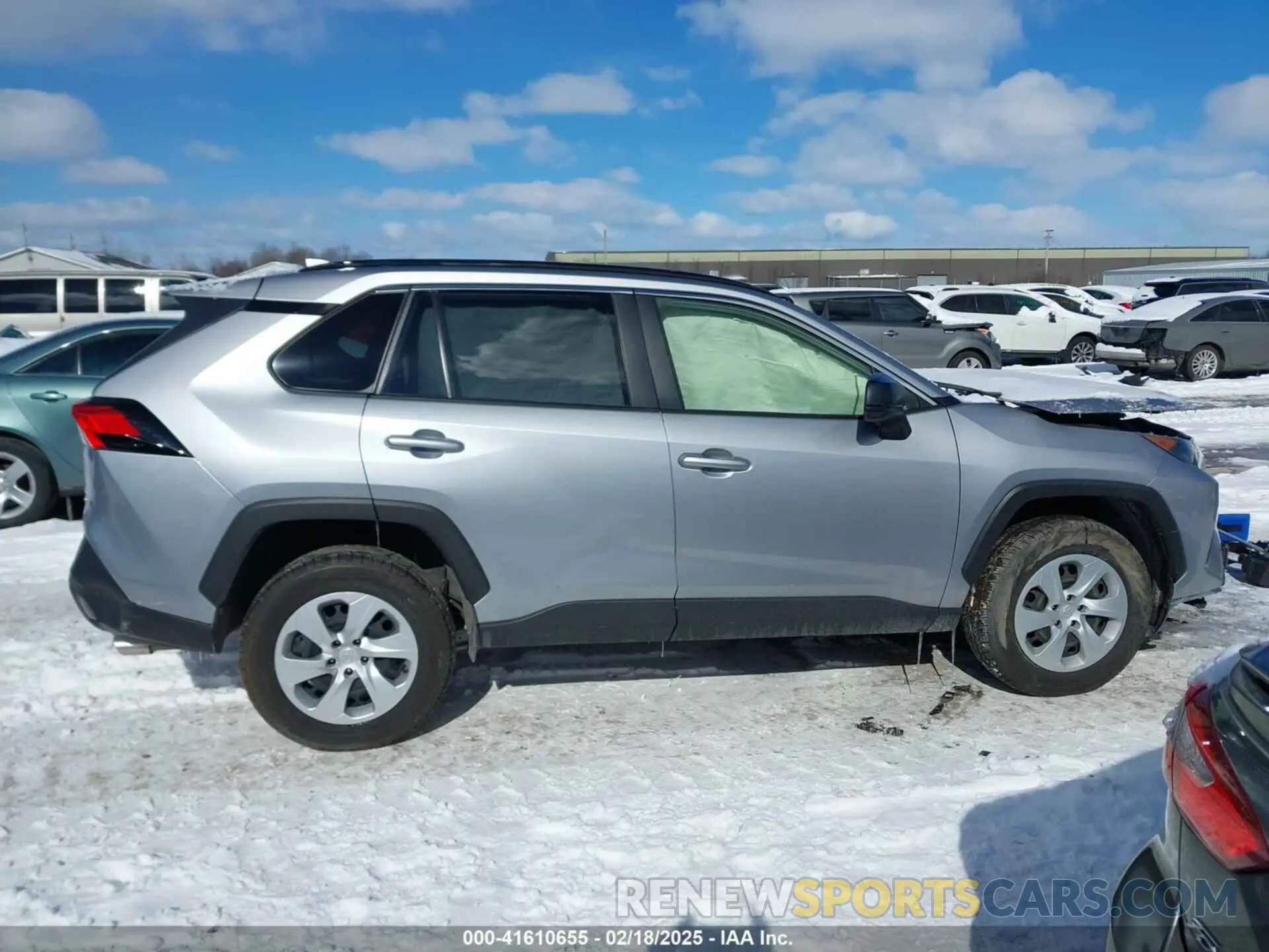 13 Photograph of a damaged car JTMF1RFVXKD044680 TOYOTA RAV4 2019