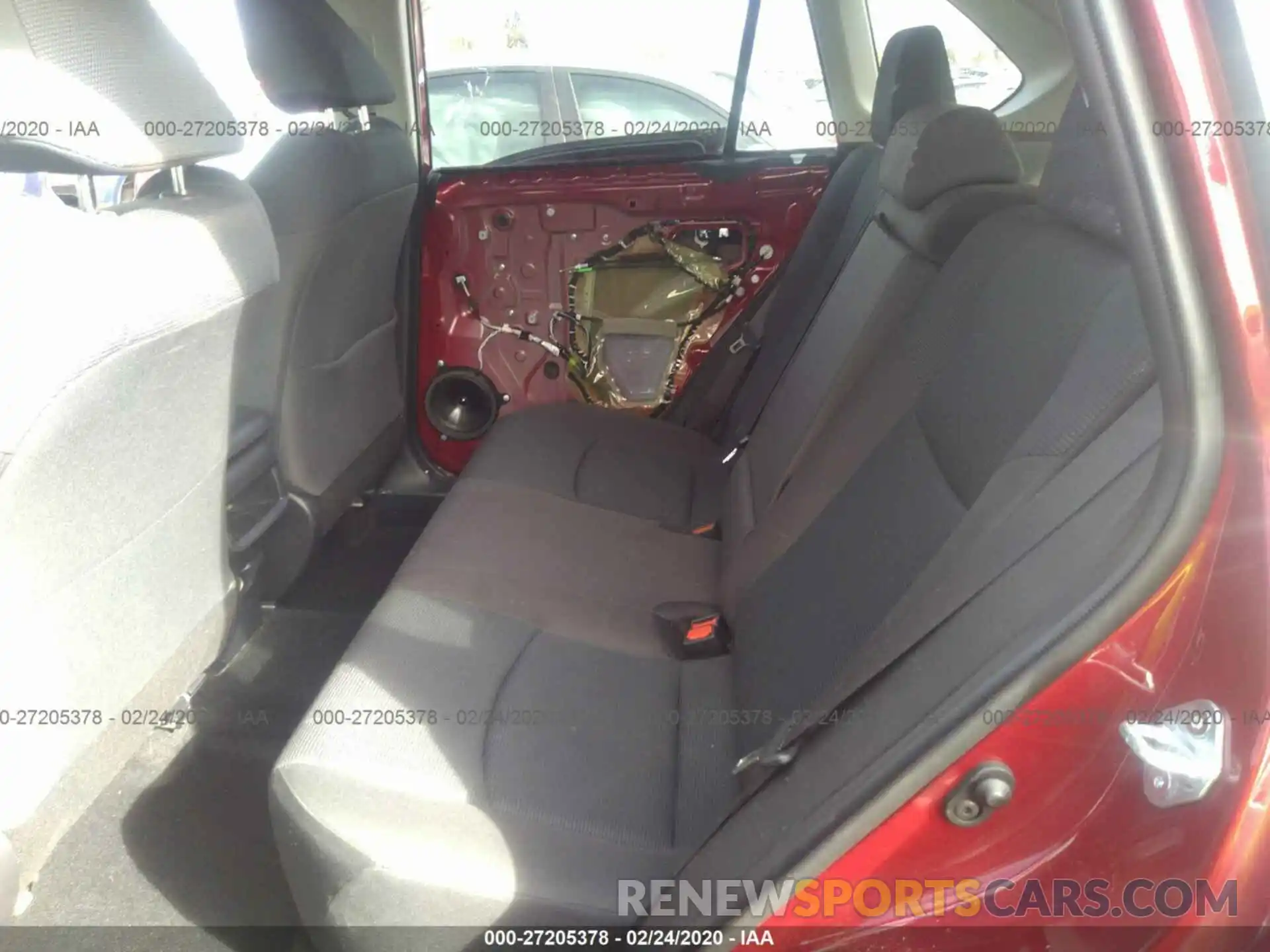 8 Photograph of a damaged car JTMF1RFVXKJ007520 TOYOTA RAV4 2019