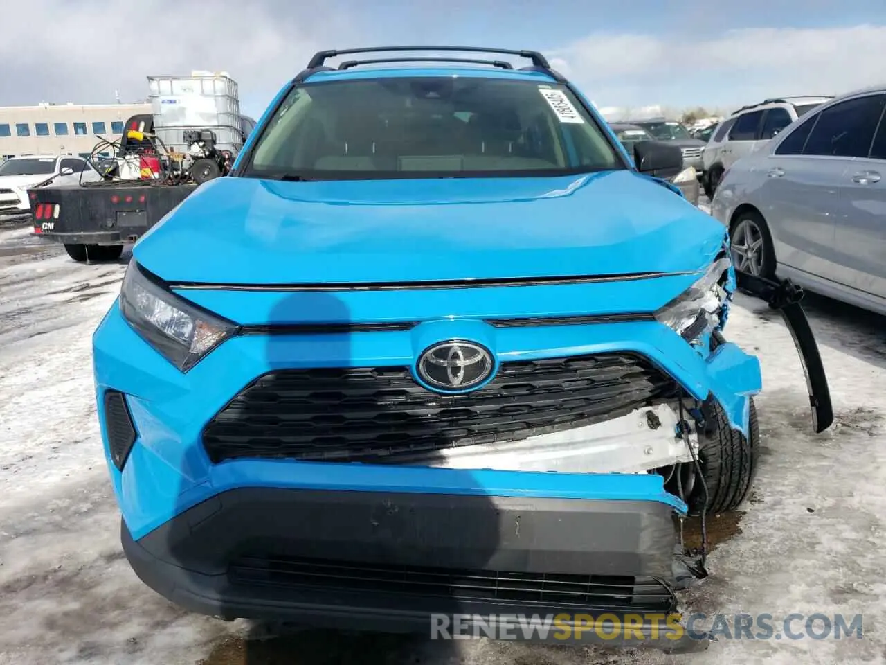 5 Photograph of a damaged car JTMF1RFVXKJ014211 TOYOTA RAV4 2019