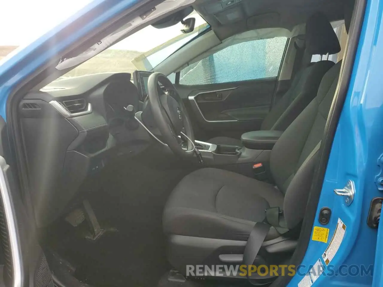 7 Photograph of a damaged car JTMF1RFVXKJ014211 TOYOTA RAV4 2019